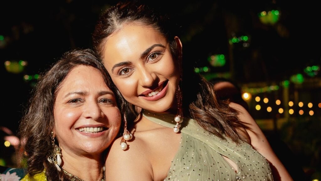 Mother’s Day Special| Rakul Preet Singh’s mom Rini Singh: She is better than me at everything ullu-web-prime.com